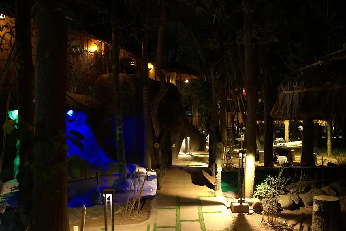 Mystery Maze Resort And Spa ワイナード